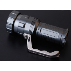 Lanterna Argintie cu MANER Max 800 Lumeni cu Zoom