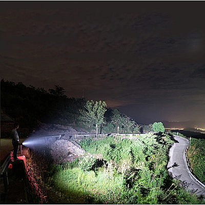 Lanterna Led Puternica X914 Mare, P160 100kW
