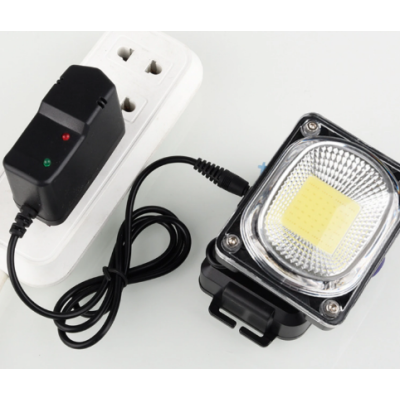 Lanterna de CAP LL-6651 Cu Led Mare 2,5cm Dreptunghiulara Lanterna de CAP LL-6651 Cu Led Mare 2,5cm Dreptunghiulara