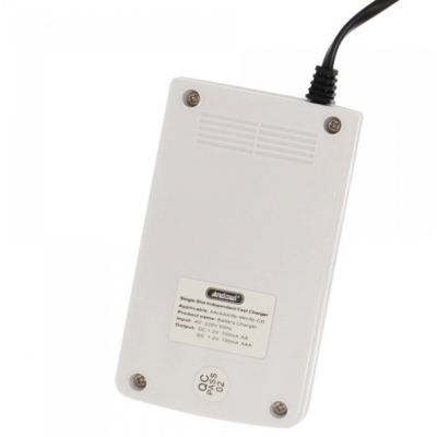 Incarcator baterii cu 4 sloturi Andowl Q CD100 Incarcator baterii cu 4 sloturi Andowl Q CD100