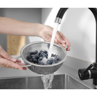 Sita cu manere inox, 22.5 cm Sita cu manere inox, 22.5 cm