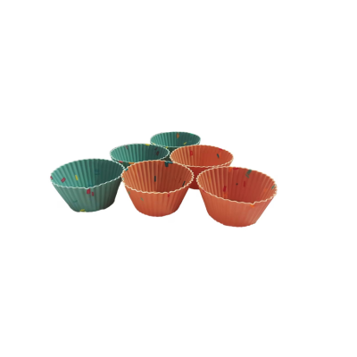 Set 6 forme din silicon pentru prajituri si briose imprimeu confettii Set 6 forme din silicon pentru prajituri si briose imprimeu confettii