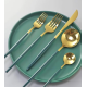 Set de 24 tacamuri elegante si rafinate cu un finisaj luxos VERDE cu AURIU Set de 24 tacamuri elegante si rafinate cu un finisaj luxos VERDE cu AURIU