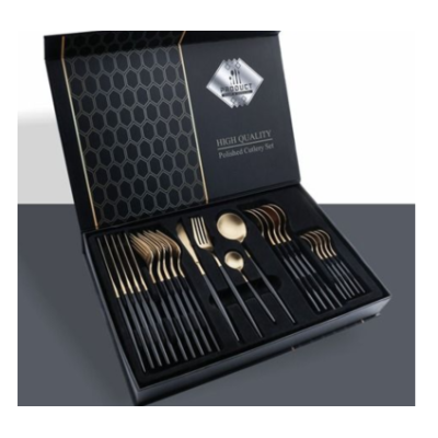 Set de 24 tacamuri elegante si rafinate cu un finisaj luxos NEGRU cu AURIU Set de 24 tacamuri elegante si rafinate cu un finisaj luxos NEGRU cu AURIU
