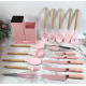 Set de 19 piese ROZ ustensile de bucatarie cu tocator si suport depozitare inclus ROZ Set de 19 piese ROZ ustensile de bucatarie cu tocator si suport depozitare inclus ROZ