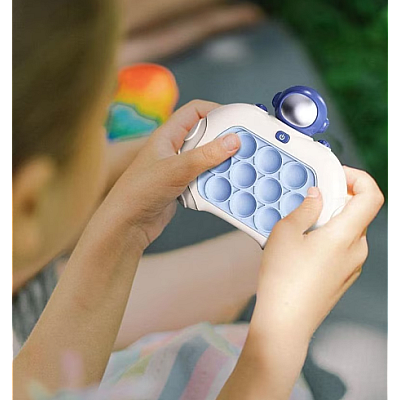 Jucarie interactiva antistress senzoriala functioneaza cu baterii 4 stiluri de joc efecte luminoase si sonore Jucarie interactiva antistress senzoriala functioneaza cu baterii 4 stiluri de joc efecte luminoase si sonore