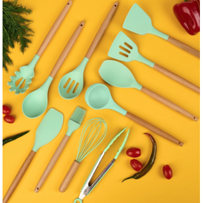 Set ustensile VERDE MENTA bucatarie 19 piese silicon alimentar cutite tocator termorezistente antiaderente suport blat VERDE MENTA Set ustensile VERDE MENTA bucatarie 19 piese silicon alimentar cutite tocator termorezistente antiaderente suport blat VERDE MENTA