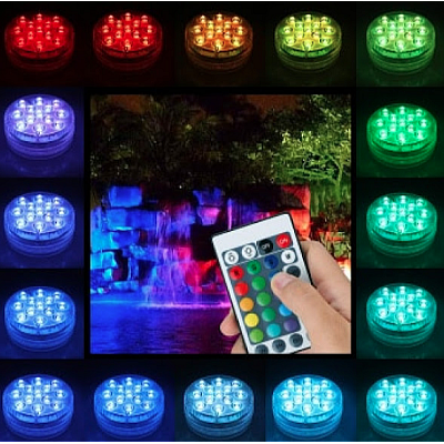 Set 4 lampi LED RGB  cu telecomanda  rezistente la apa