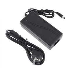 Alimentator 5A 12V pentru Camere Supraveghere Alimentator 5A 12V pentru Camere Supraveghere