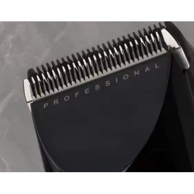 Aparat de tuns fara fir VGR V698 4 distantiere afisaj LED cu suport incarcare USB