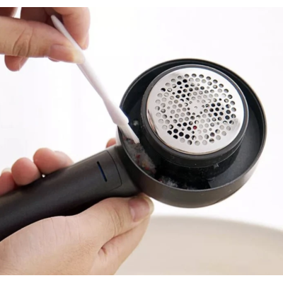 Aparat electric de curatat scame compact si puternic Aparat electric de curatat scame compact si puternic