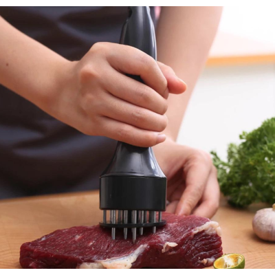 Aparat pentru fragezire carne