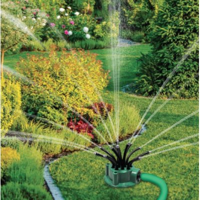 Aspersor de gradina cu 12 furtunuri flexibile semi-ajustabile