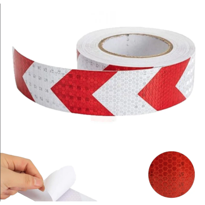 Banda reflectorizanta ALBA cu sageata ROSIE tip fagure rola 25m x 5 cm