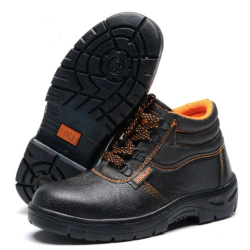 Bocanci cu Protectie Marime 47 cu Bombeu Metalic Forklift