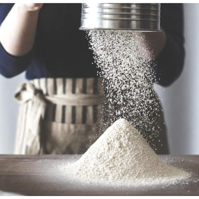 Cana cu sita pentru cernut faina,zahar pudra inox 250 gr