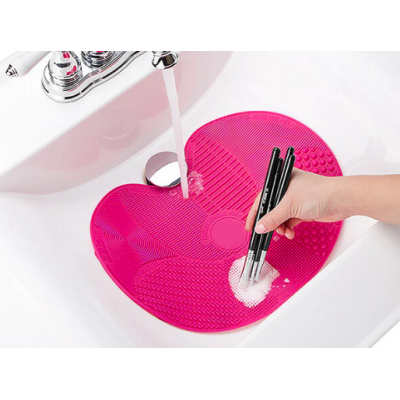 Covoras Pentru Curatarea Ustensilelor De Machiaj Brush Spa