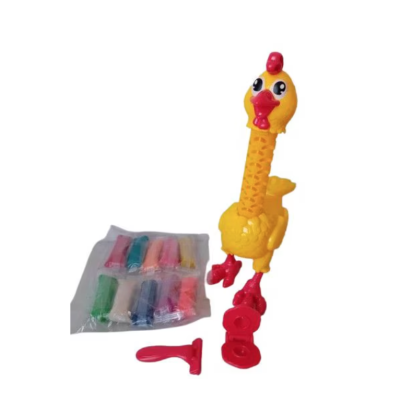 Jucarie interactiva cu plastilina Puiul amuzant cu pene colorate