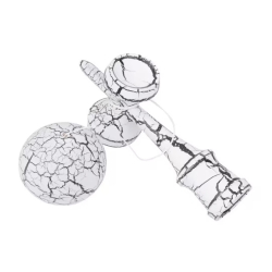 Kendama profesionala din lemn 18 cm model clasic cu design crapat culoare ALB Kendama profesionala din lemn 18 cm model clasic cu design crapat culoare ALB