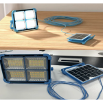 Lampa LED Solara reincarcabila portabila si impermeabila cu Panou detasabil 