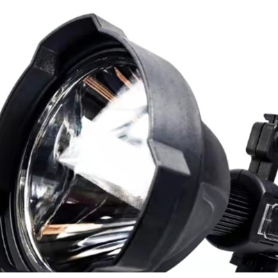 Lanterna led cu trepied L835