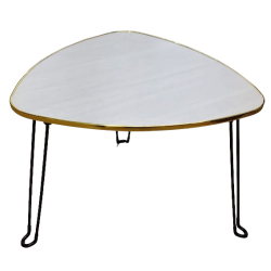 Masa Mica Triunghiulara Alb Auriu cu piciore Metalica Negre 