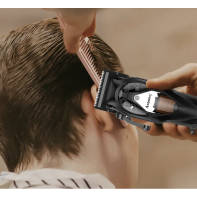 Masina profesionala de tuns parul Q LF800