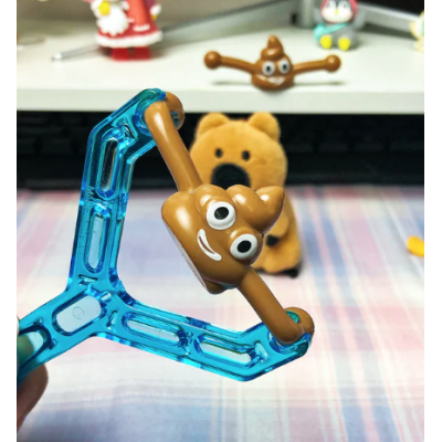 Mini jucarie cu figurine pentru copii Mini jucarie cu figurine pentru copii