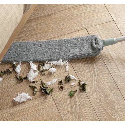 Pamatuf pentru praf cu coada telescopica pentru zone greu accesibile 3 piese