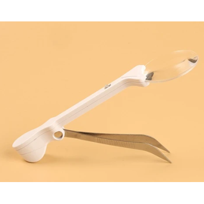 Penseta profesionala cu lupa si 2 leduri 50x5