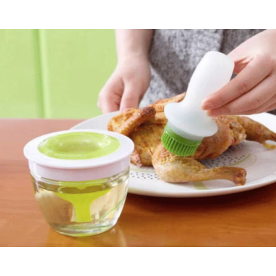 Pensula din silicon pentru ulei recipient inclus alb/verde
