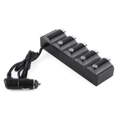 Priza auto 1504 cu 6 intrari  12V  In-Car negru MULTIPLICATOR