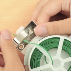 Rola cu sfoara de plastic pentru legat 50 m