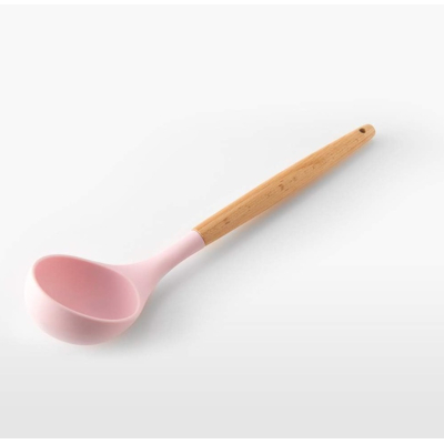 Set 12 ustensile de bucătărie cu mâner de lemn roz