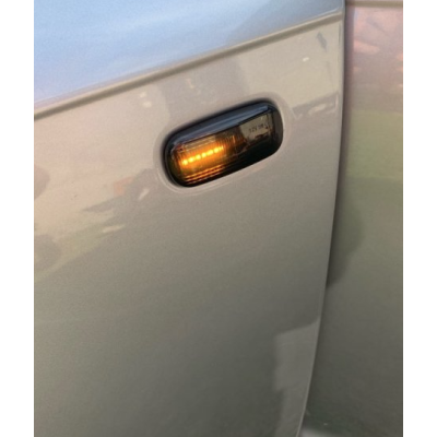 Set 2 Lampi Semnalizare Dinamica Secventiala Aripa AUDI