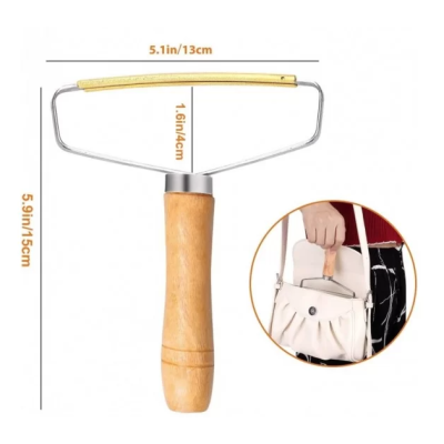 Set 2 x Perie pentru scame si parul de animale, maner de lemn