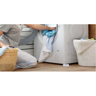 Set 4 picioruse TRANSPARENTE din silicon antivibratie pentru masina de spalat Set 4 picioruse TRANSPARENTE din silicon antivibratie pentru masina de spalat