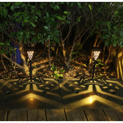 Set 6 lampi solare decorative pentru gradina alb cald model triunghi