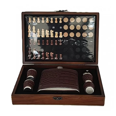 Set cadou joc de sah dame si table cu Plosca si pahare MARO