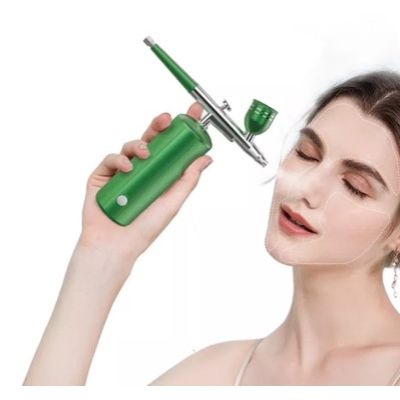Spray hidratare pentru fata Q ZY8 portabil din metal pentru curatarea tenului verde