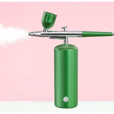 Spray hidratare pentru fata Q ZY8 portabil din metal pentru curatarea tenului verde