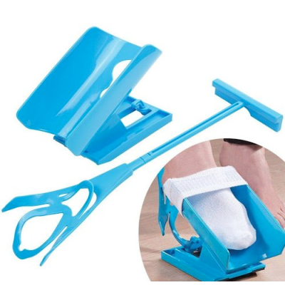 Suport pentru incaltat ciorapi si sosete Sock Slider