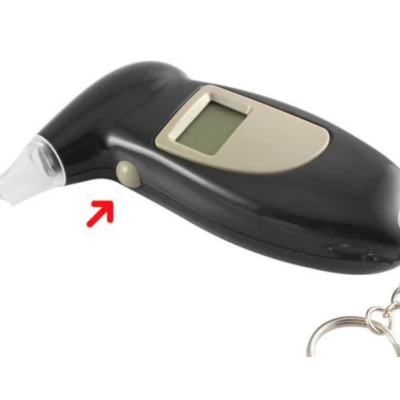 Tester de alcoolemie cu afisaj digital si sonor