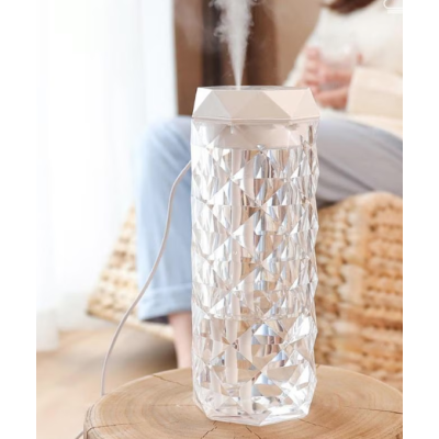 Umidificator de aer tip lampa decorativa cu lumini LED crystal