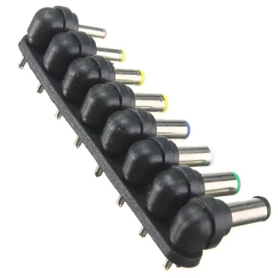 Incarcator Laptop Auto + Priza cu 8 MUFE Universale 12v / 220v