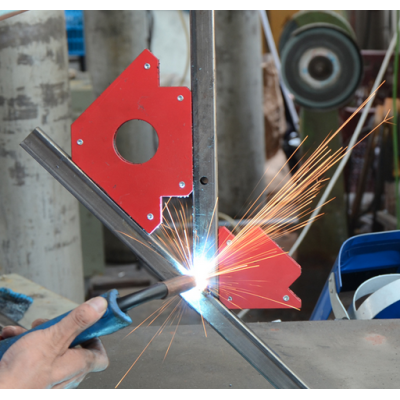 Suport magnetic pentru sudură în unghi, roșu, 3”