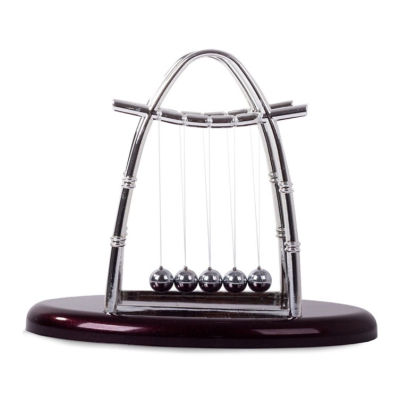 Decoratiune Pendulul lui Newton pentru birou cu 5 bile Design Elegant si Durabil 18 cm