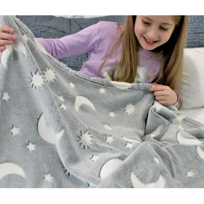 Patura pufoasa cu stelute fosforescente 150x170cm GRI