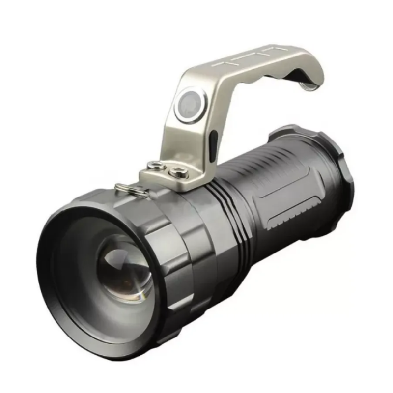 Lanterna Argintie cu MANER Max 800 Lumeni cu Zoom