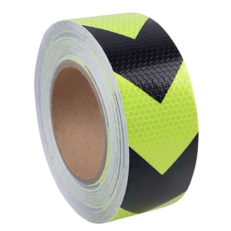 Banda reflectorizanta VERDE cu sageata NEAGRA tip fagure rola 25m x 5 cm